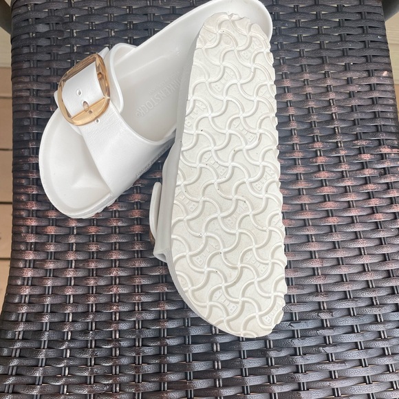 Birkenstock Women's White Madrid Big Buckle Sandals size 37. EUC - Picture 6 of 12